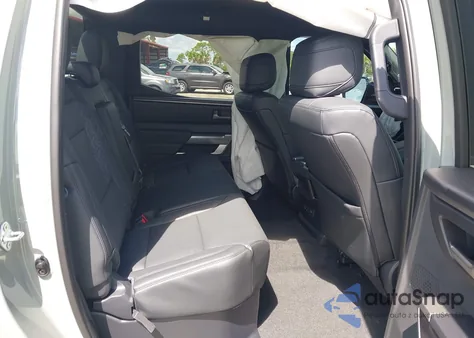 2025 Toyota Tundra Sr5 4Wd z USA, uszkodzony, nr VIN 5TFLA5DB6SX271383